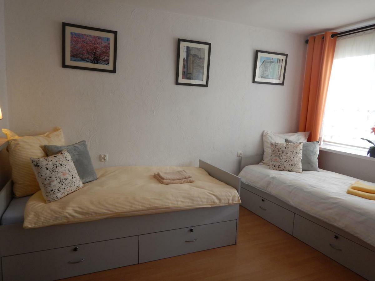 Apartament Piastowska Apartment Каменна Гора Екстериор снимка